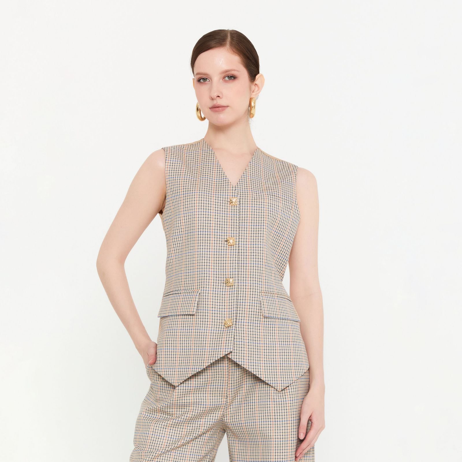 Sandstone Sovereign Suit